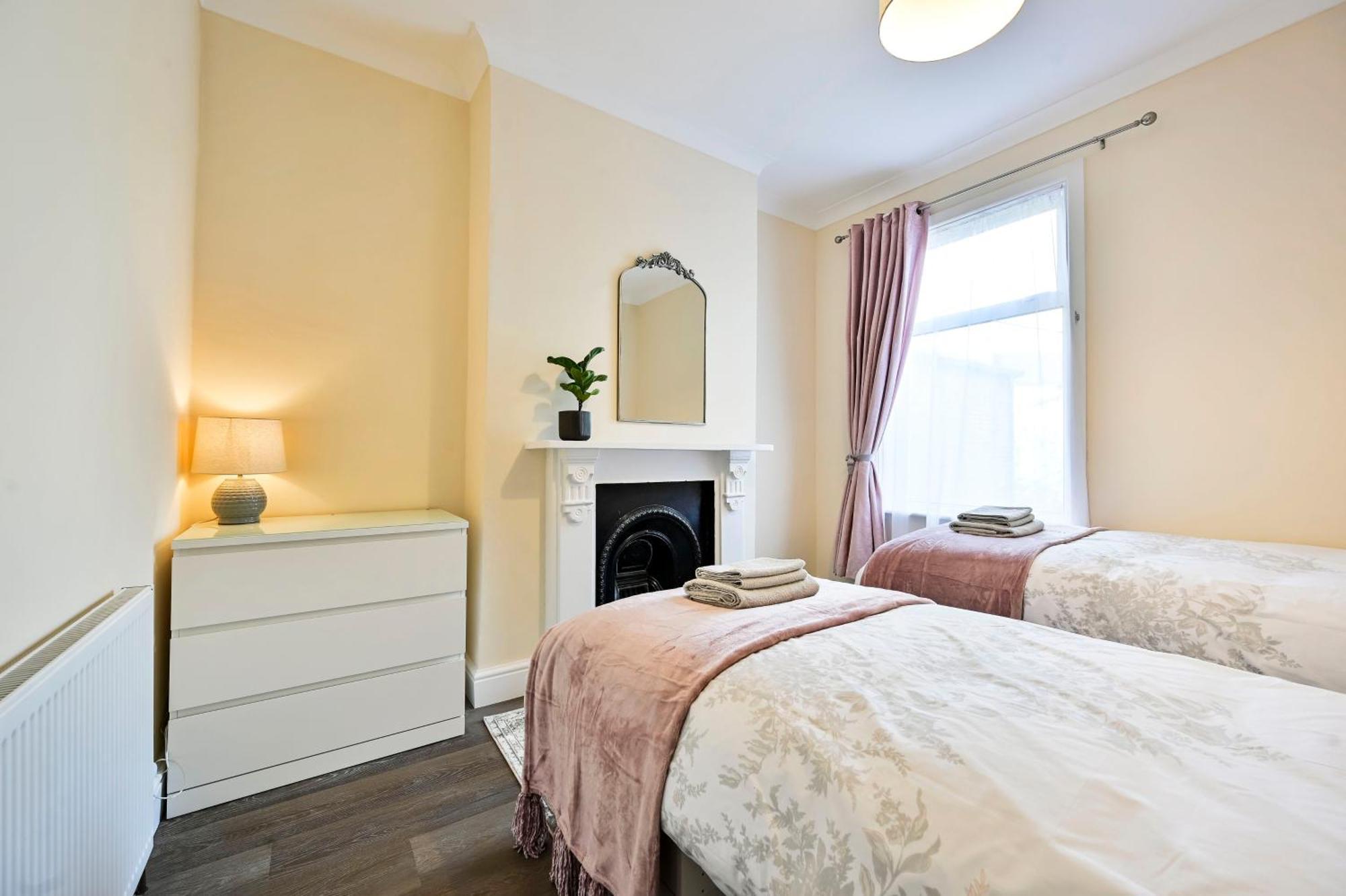 A Two Bedroom A Stride Away From Meridian Greenwich Londýn Exteriér fotografie
